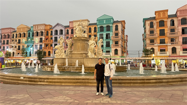Besuchen Sie unseren Vietnam -Partner