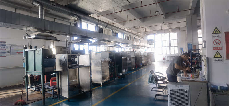 Wir sind der Hersteller von Gummi- und Siliziumprodukten in China