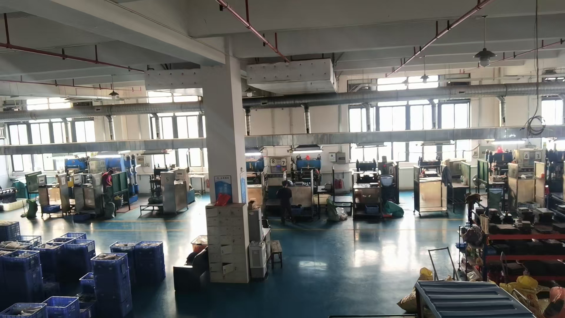 In Zhengguan Gummi -Fabrik