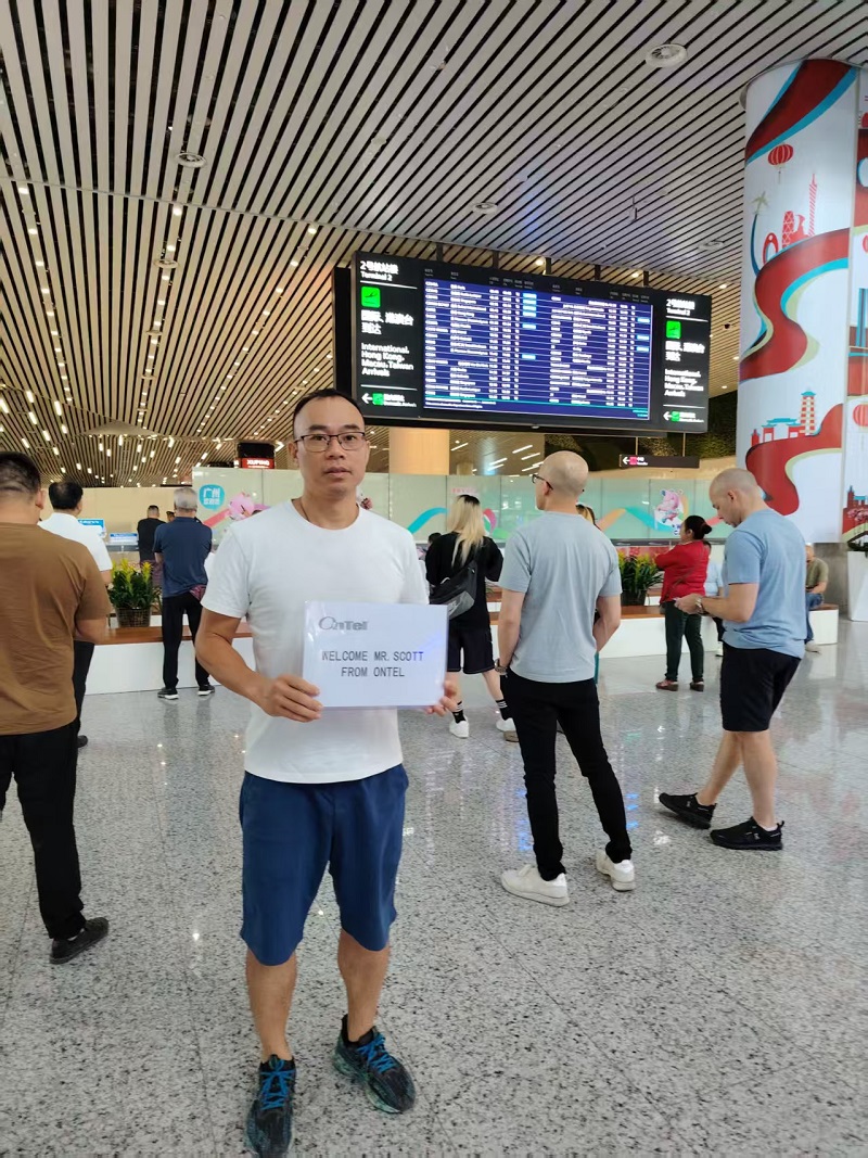 Wir freuen uns, dass der Kunde aus den USA einen erheblichen Rabatt auf das neue Produkt in unserem Unternehmen erhält