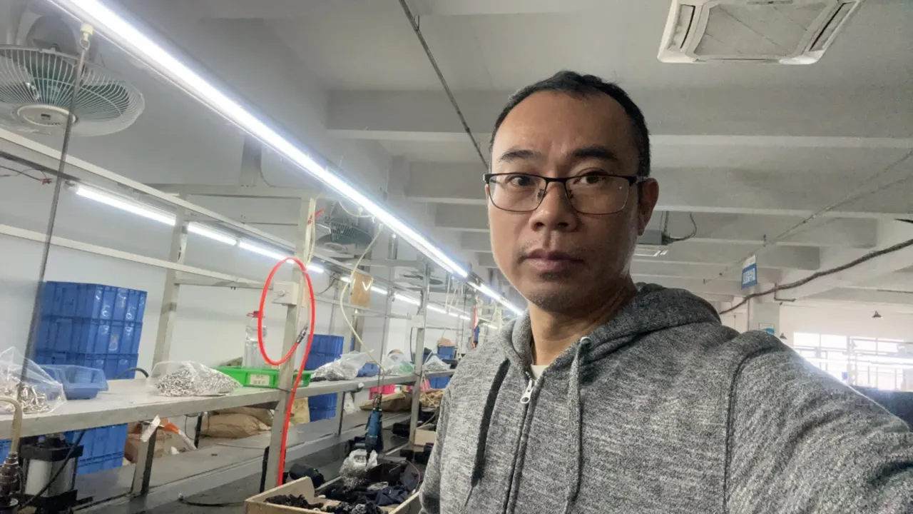 Lassen Sie nicht zu, dass eine minderwertige Druckerhöhungspumpe Ihren Wasserreiniger ruiniert! Entscheiden Sie sich für die Umkehrosmose-Druckerhöhungspumpe von Zuanli und verleihen Sie Ihrem Wasserreiniger ein „starkes Herz“. Genießen Sie von nun an sorgenfrei reines Wasser und trinken Sie beruhigt!