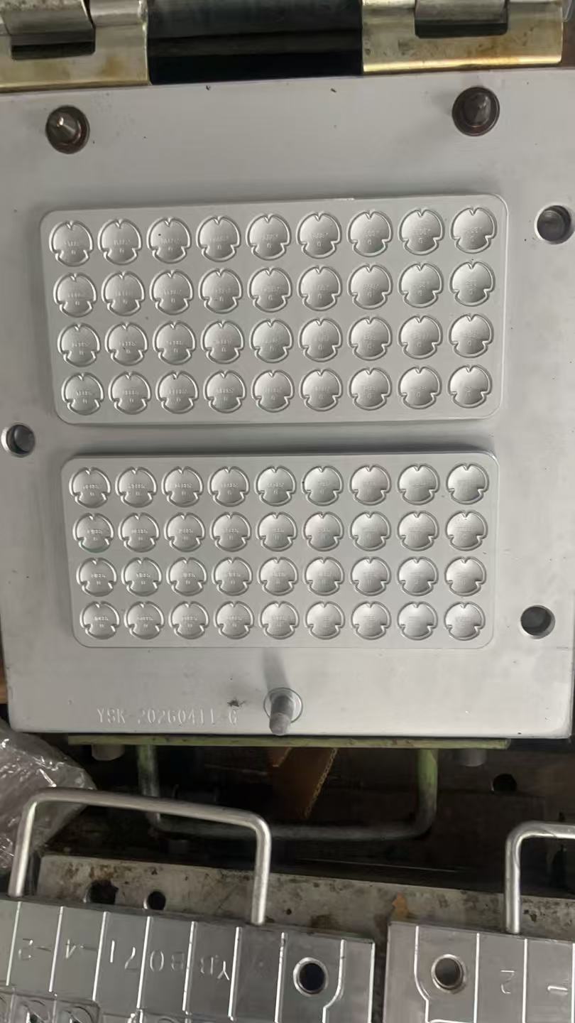 Individuell geformtes industrielles und elektrisches Gummizubehör